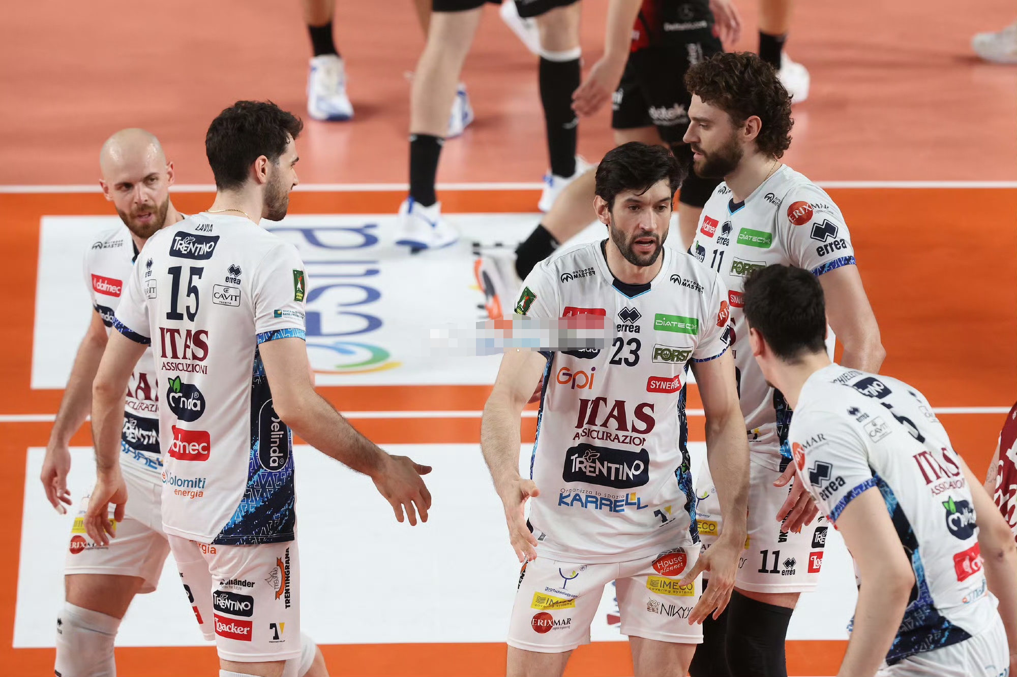 加时末段上海海港备战意大利杯,防线松动细节曝光,压力陡增,数据趋势出现新变化的简单介绍 加时末段上海海港备战意大利杯,防线松动细节曝光,压力陡增,数据趋势出现新变化的简单介绍